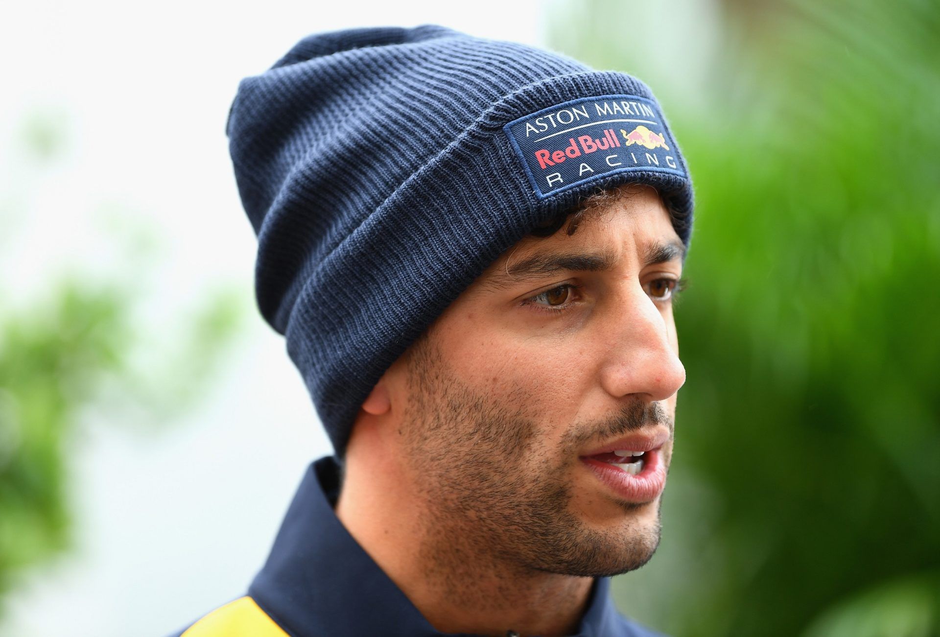 Oval circuits 'creeps' Ricciardo out as Hamilton eyes another NASCAR run