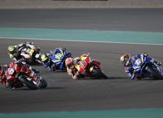 Ducati leads Qatar MotoGP race