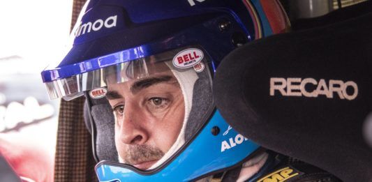 Fernando Alonso in Toyota Hilux