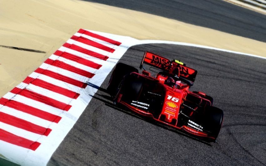 F1: Leclerc inaugura su casillero de ‘poles’, Carlos es 7º