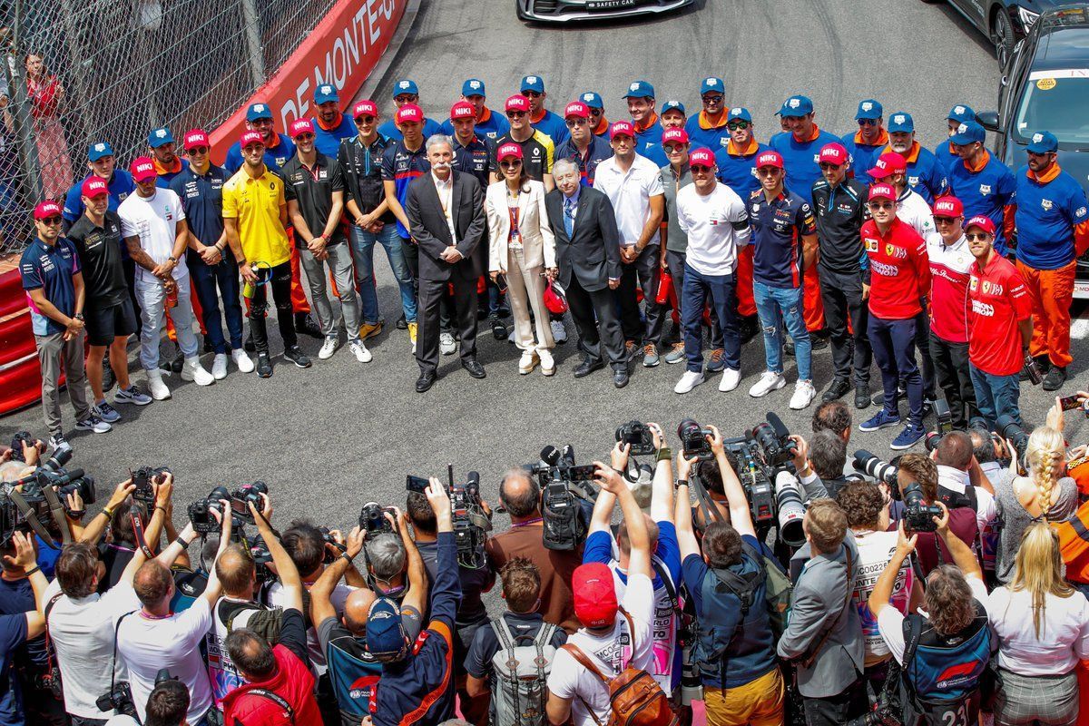 Niki Lauda tribute by F1