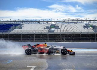 Max Verstappen, F1 Pirelli test