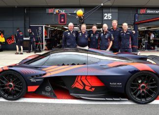 Aston Martin Valkyrie, Red Bull, F1, WEC