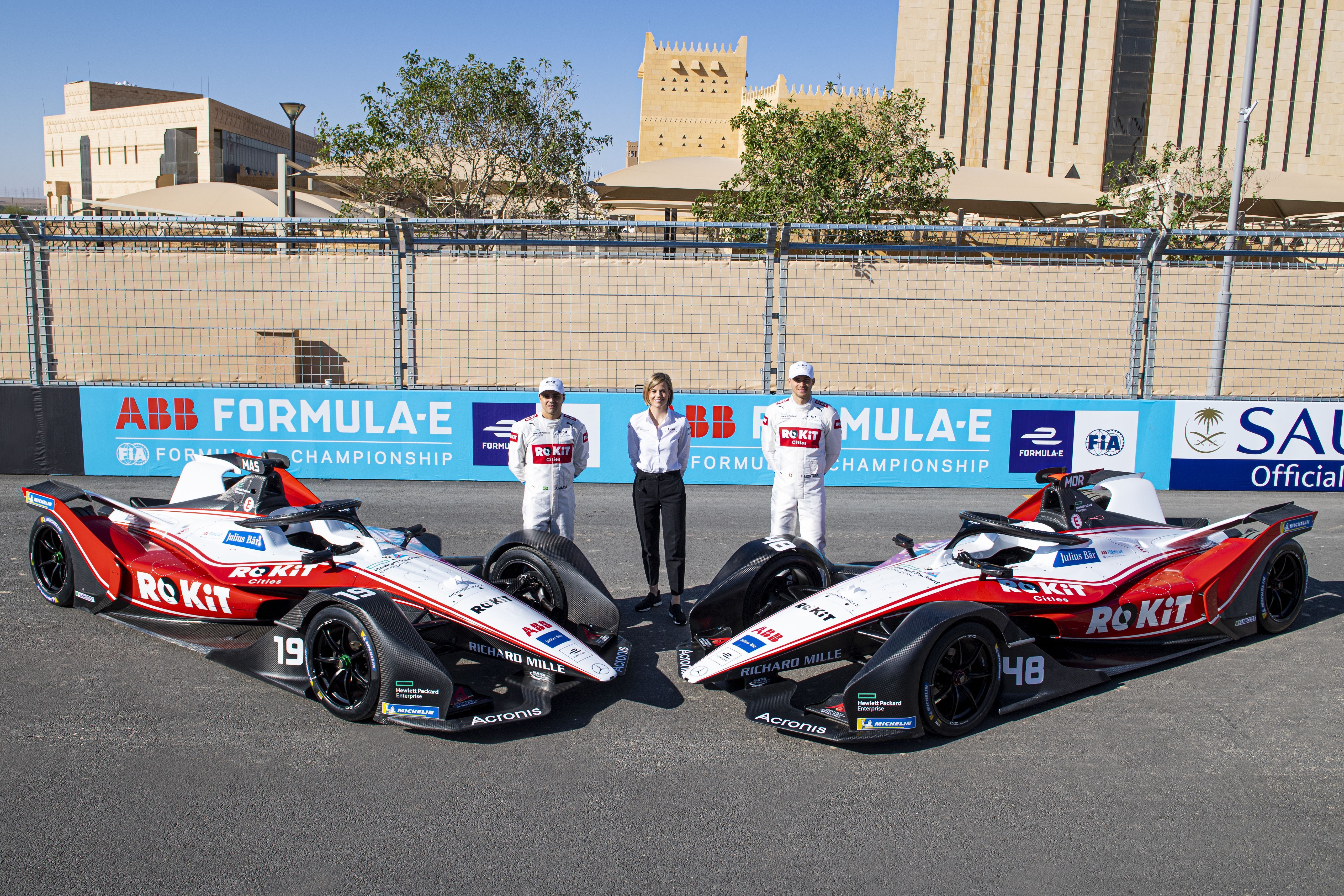Спонсоры формулы. Venturi Formula e Team. Rokit Спонсор f1. Сьюзи Вольфф формула е команда Вентури. Williams f1 2023.