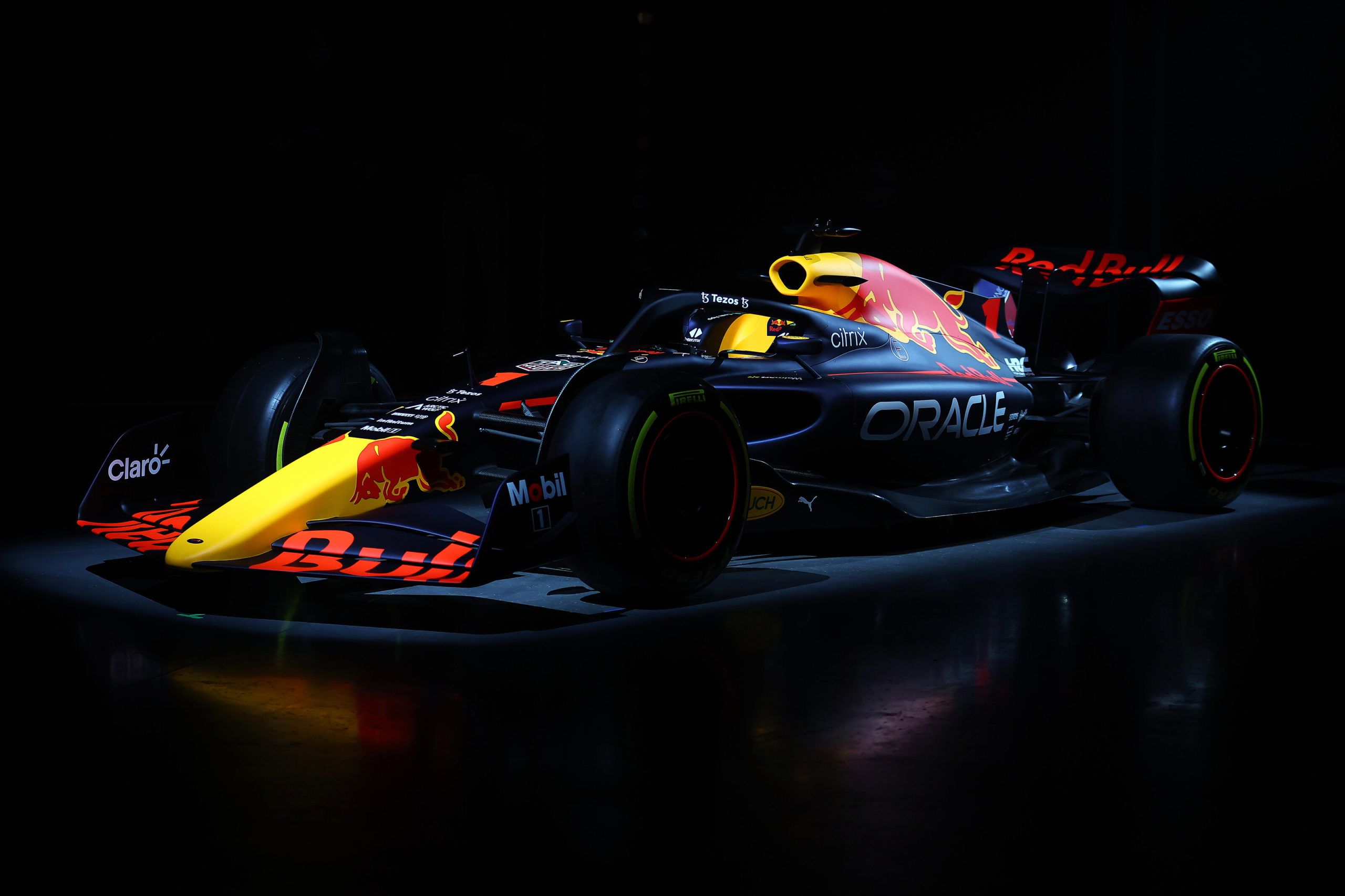 Photo/Video Red Bull presents 2022 F1 livery in online launch