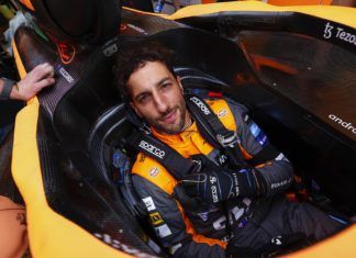 Daniel Ricciardo, Lewis Hamilton, F1