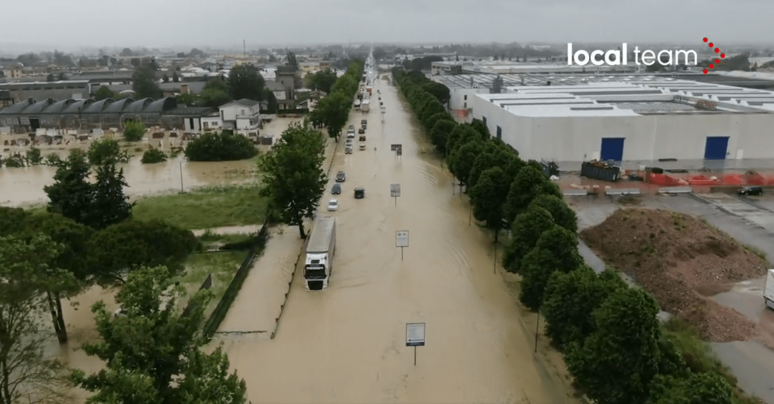 Imola F1 paddock sees evacuation amid flood threat