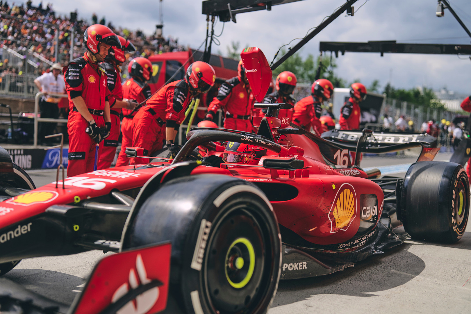 Pit Stop de Charles Leclerc | Scuderia Ferrari Multimedia