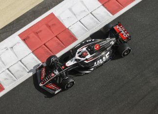 Esteban Ocon, Ayao Komatsu, Haas