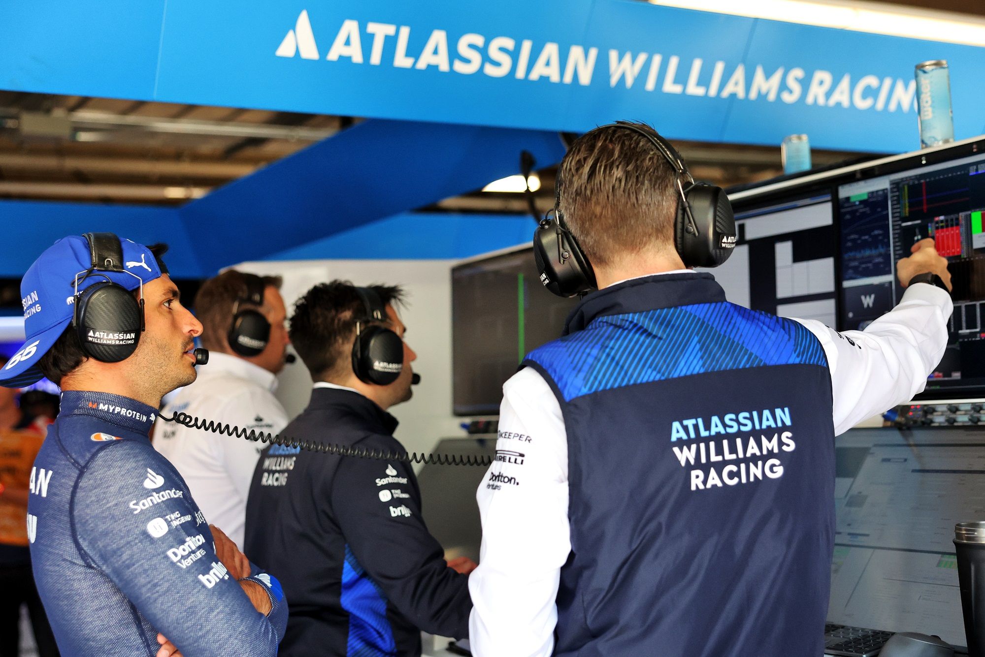 Motor Racing - Formula One World Championship - Canadian Grand Prix - Qualifying Day - Montreal, Canada Carlos Sainz, F1, Williams