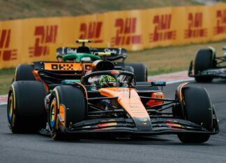 Norris s’imposa a Piastri amb una estratègia alternativa