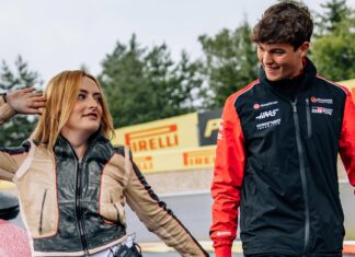 F1, Amelia Dimoldenberg, Liberty Media, Youtube, Passenger Princess