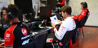 Haas, F1, Romain Grosjean, Ayao Komatsu