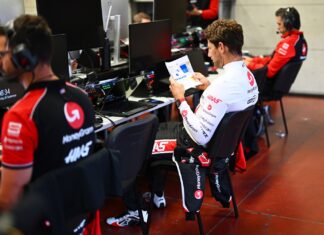 Haas, F1, Romain Grosjean, Ayao Komatsu