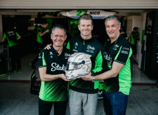 Nico Hulkenberg, Oscar Piastri, F1, F1 Authentics, Charity