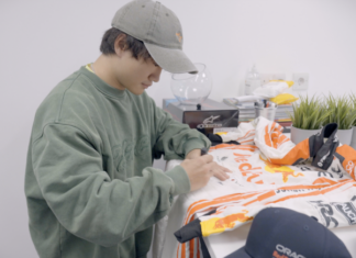 Max Verstappen, Yuki Tsunoda, F1 Authentics, F1