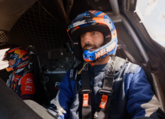 Ricciardo shares VLOG of driving Ford Raptor Rally in Arizona Daniel Ricciardo, Ford