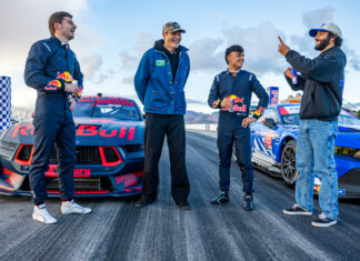 Video: Verstappen, Lindblad head-to-head in Ford challenge Daniel Riccardo, Max Verstappen, Arvid Lindblad, F1, Ford