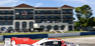 12 hores de Sebring: Porsche manté el lideratge en un curs emocionant