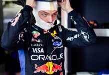 Red Bull sortea un traje de carrera firmado por Max Verstappen
