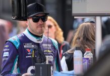 Kevin Harvick asegura que Alex Bowman necesita ganar para mantener su plaza en Hendrick