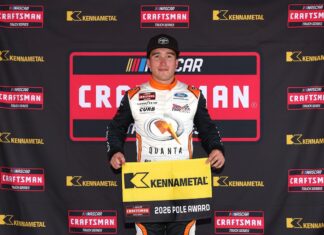 Jake Garcia consigue la pole en Rockingham para la NASCAR Truck