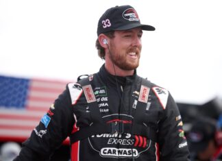 Cleetus McFarland consigue un magnífico cuarto lugar en el ARCA East de Rockingham