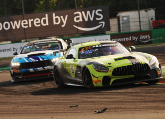 Förderer y Fuchs mantienen la calma para ganar la primera carrera en Monza