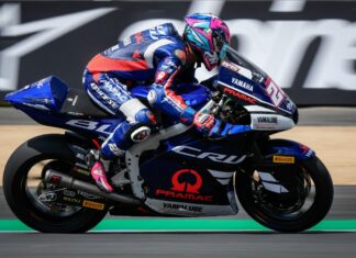 Moto2™: Guevara fastest on Friday as Alonso faces Q1 in France