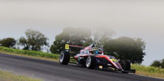 Lewis Wherrell aconsegueix la primera pole a la British F4 a Snetterton