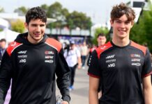 Haas prorroga la decisió sobre el seu pilotatge per a la F1 2027