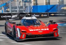 Cadillac domine la première ligne pour la course sprint IMSA à Detroit