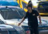 Un aficionado detenido tras entrar al circuito de NASCAR y saludar a un piloto