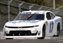Els equips de NASCAR O’Reilly elogien la decisió de control de cursa de Corey Day
