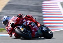 The first official MotoGP test with Pirelli tires is here