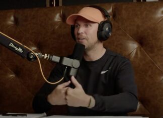 Denny Hamlin criticizes Carson Hocevar’s attitude on the track