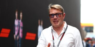 Mika Hakkinen alerta a McLaren sobre una possible incorporació de Max Verstappen