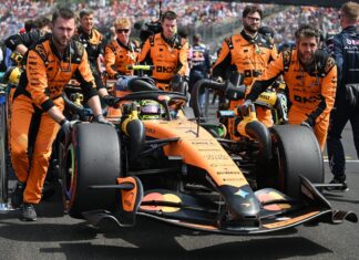 McLaren mantiene el desarrollo de su coche de F1 2026