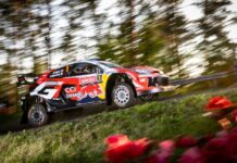 WRC Rally Finland: Ogier positions himself as leader after a morning full of incidents