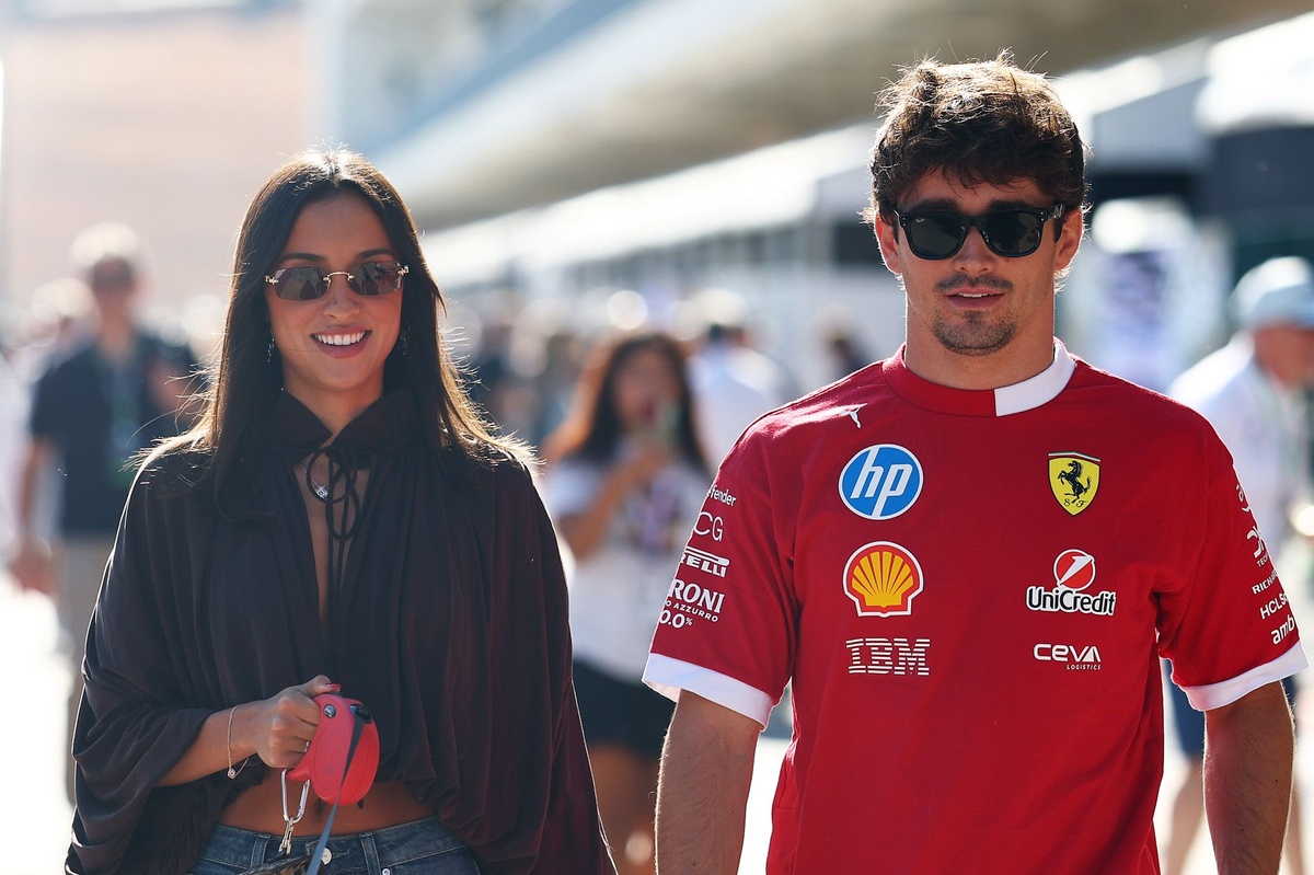Charles Leclerc i la seva dona Alexandra alimenten rumors de maternitat amb fotos de vacances