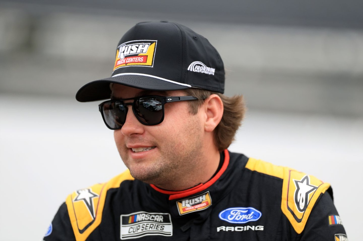 Noah Gragson amplia el seu contracte amb Front Row Motorsports fins al 2027