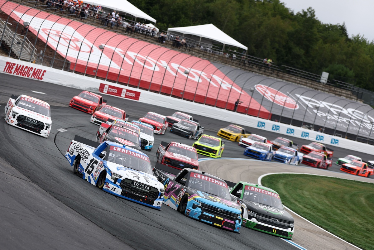La graella oficial del NASCAR Truck Chase 2026 després del reinici de punts