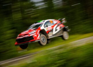 WRC Finlandia: Elfyn Evans se queda sin opciones a la victoria contra Sebastien Ogier