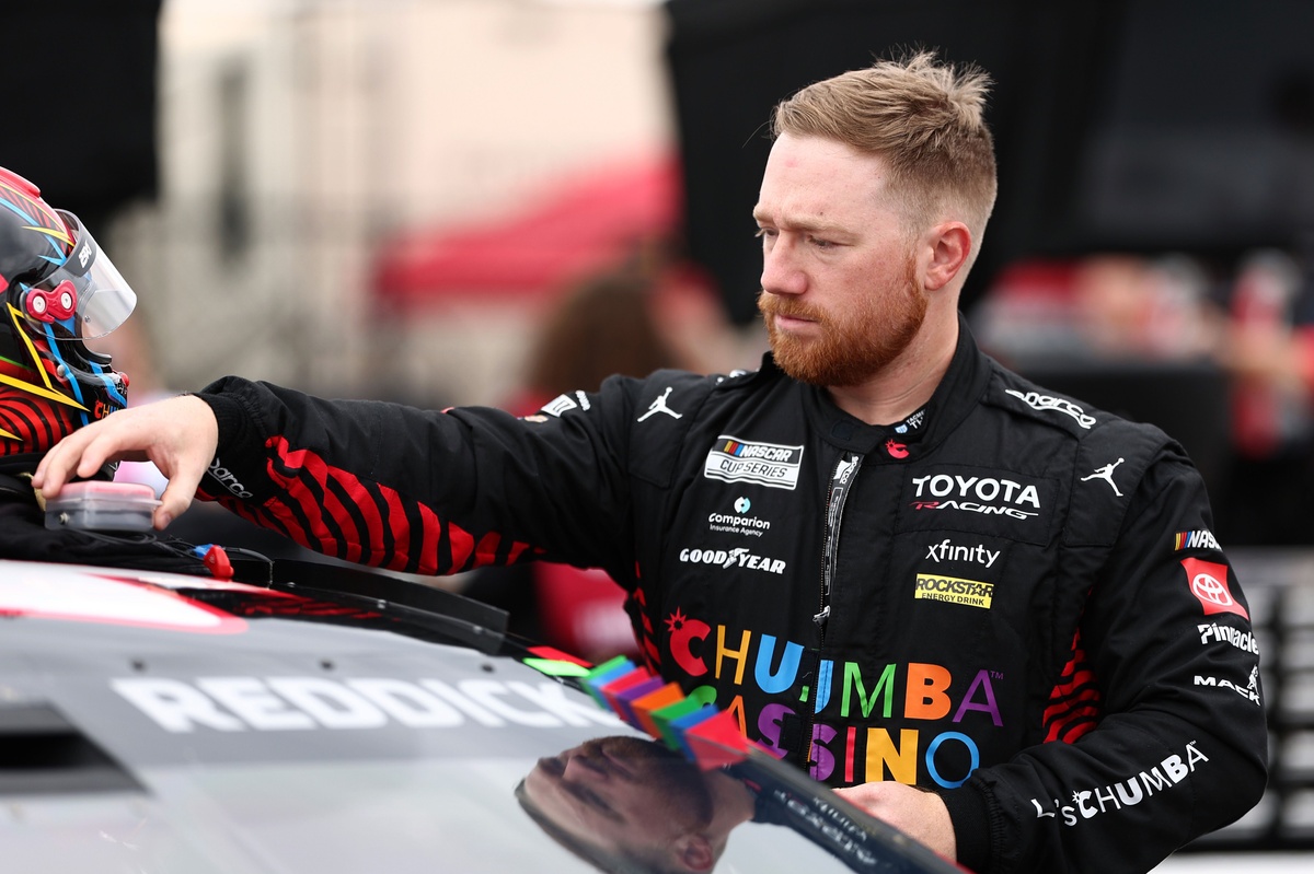 Reddick s’emporta la pole a New Hampshire després d’una pràctica decebedora