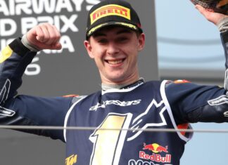 Beñat Fernández, campeón de la Red Bull MotoGP Rookies Cup 2026