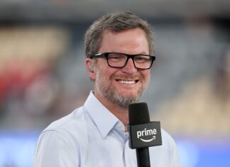 Dale Earnhardt Jr. desvincula un repost ambigu del retorno de Zane Smith a Trackhouse Racing