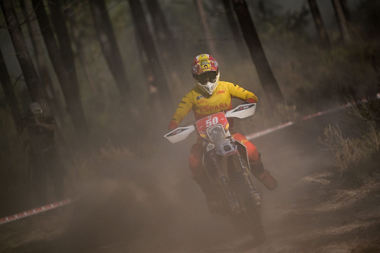 Josep Garcia gana su tercera jornada seguida en los 6DAYS y el Junior Trophy sube al podio