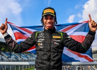 Kenzo Craigie wins the E4 title in the last race in Monza