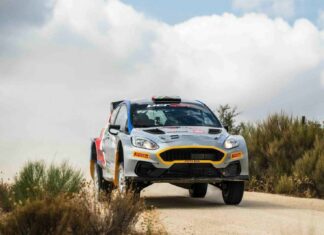 Max Smart y Jandrín López con el Ford Fiesta R5 MkII en el Rallye de Cáceres